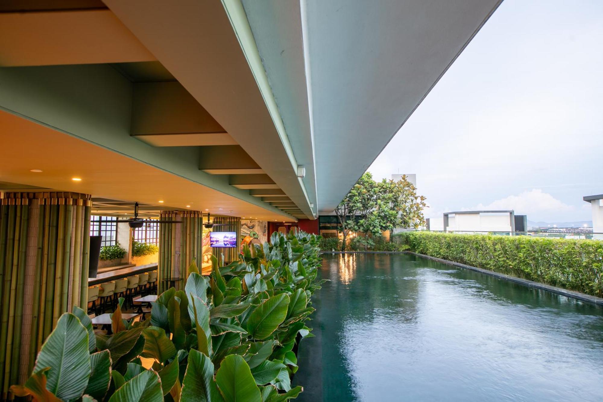 ดิอัปเปอร์ เฮาส์ บาตู กาวัน Hotel Simpang Ampat  ภายนอก รูปภาพ