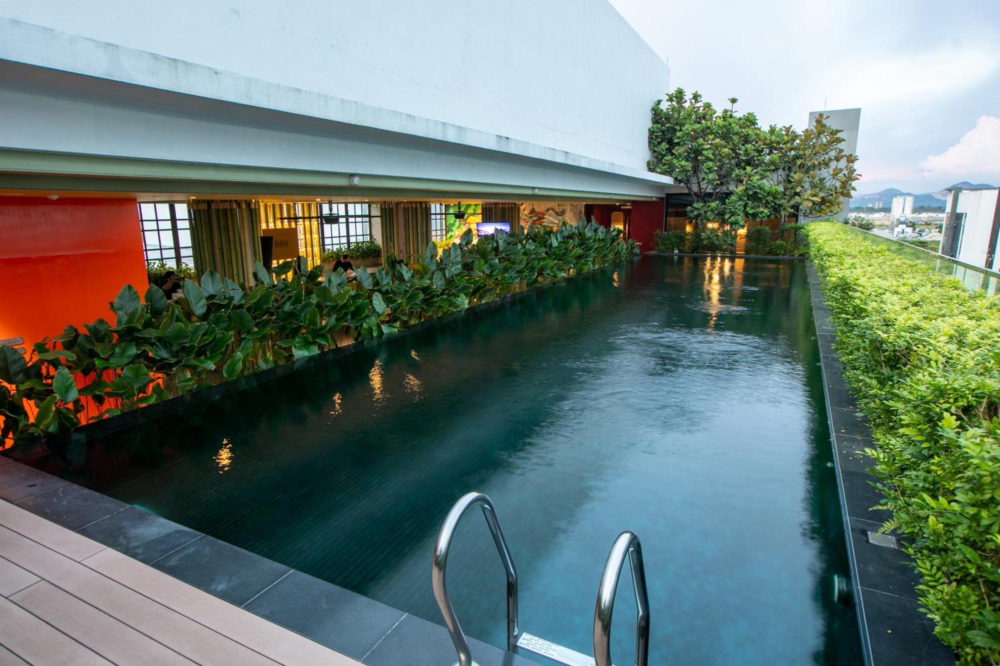 ดิอัปเปอร์ เฮาส์ บาตู กาวัน Hotel Simpang Ampat  ภายนอก รูปภาพ